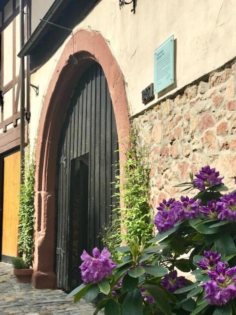 Turmwohnung Buedinger Hof Weinheim Esterno foto