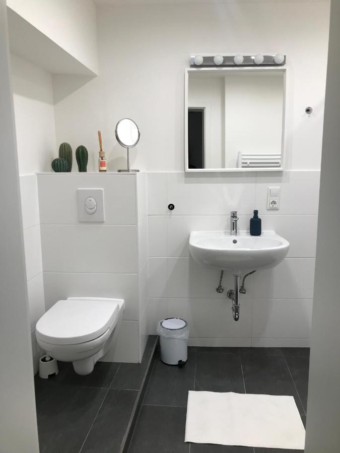 Turmwohnung Buedinger Hof Weinheim Esterno foto